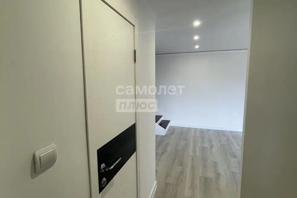 Продаётся 3-этажный дом, 108 м²
