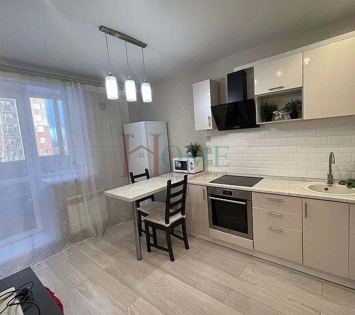 Сдаётся 1-комнатная квартира, 38 м²