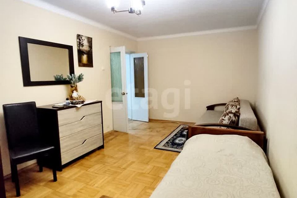 Продаётся 1-комнатная квартира, 41 м²