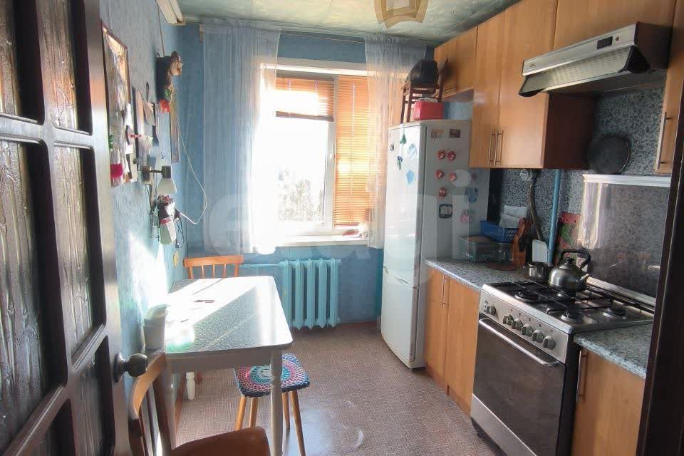 Продаётся 3-комнатная квартира, 55.5 м²