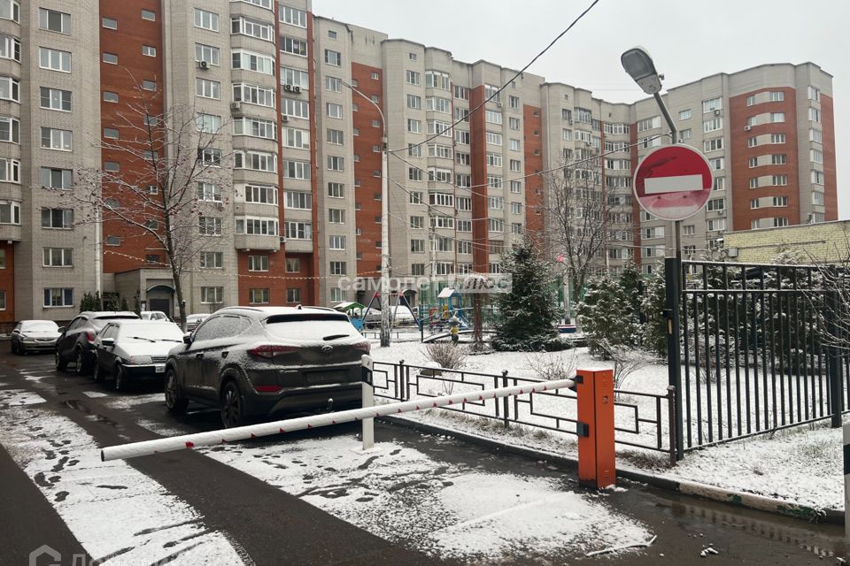 Продаётся 2-комнатная квартира, 75.5 м²