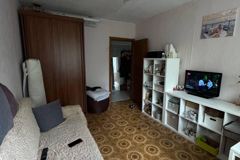 Продаётся комната в 3-комн. квартире, 12 м²