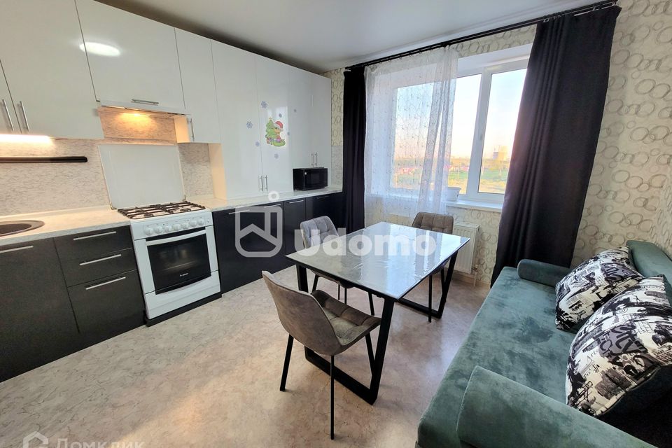 Продаётся 1-комнатная квартира, 41 м²