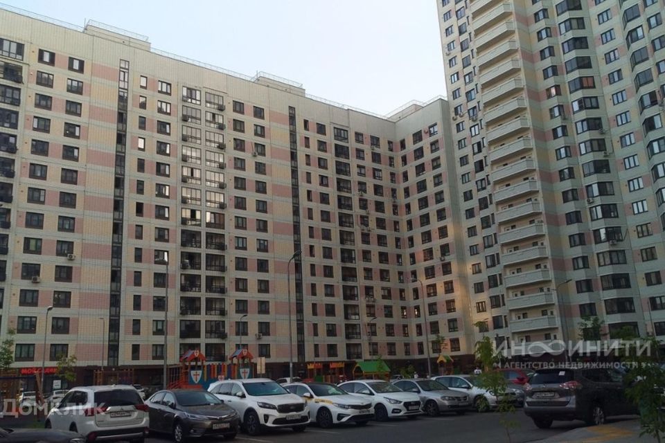 Продаётся 2-комнатная квартира, 58.8 м²