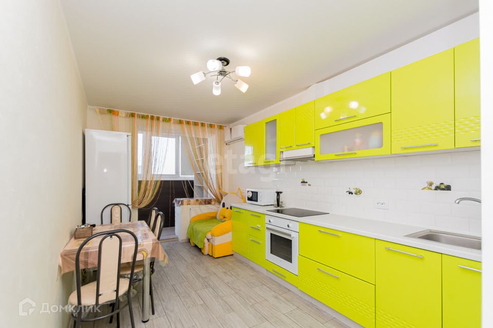 Продаётся 1-комнатная квартира, 41.9 м²