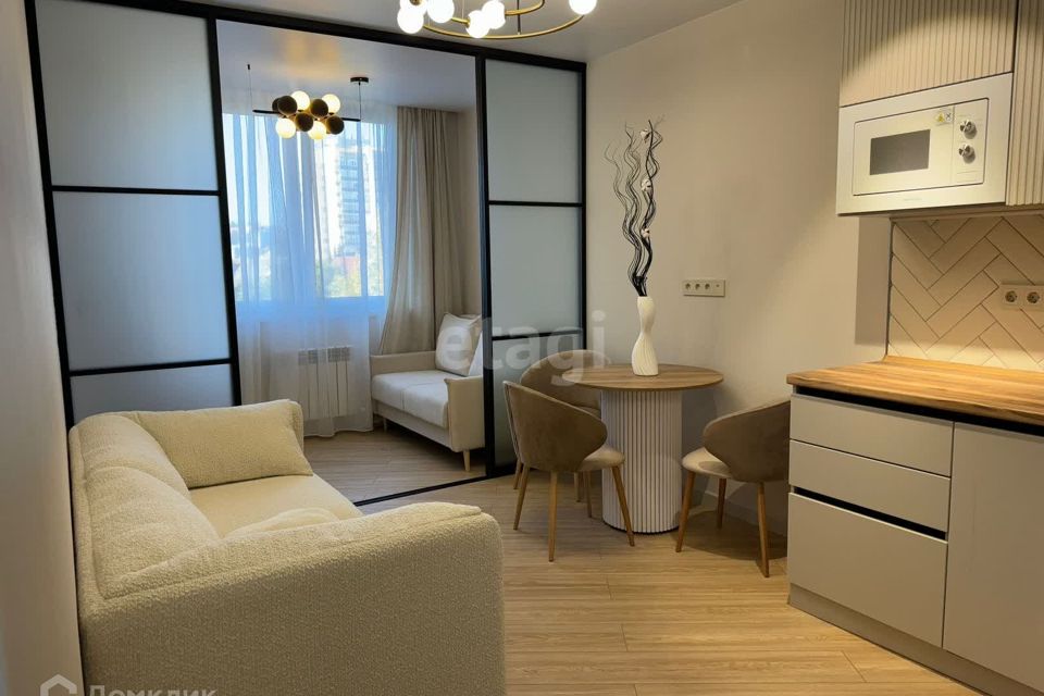 Продаётся 1-комнатная квартира, 41 м²