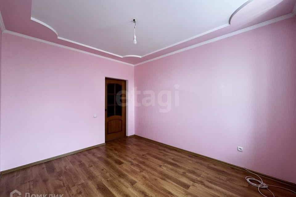 Продаётся 2-комнатная квартира, 57.4 м²