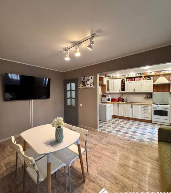 Продаётся 3-комнатная квартира, 79.3 м²