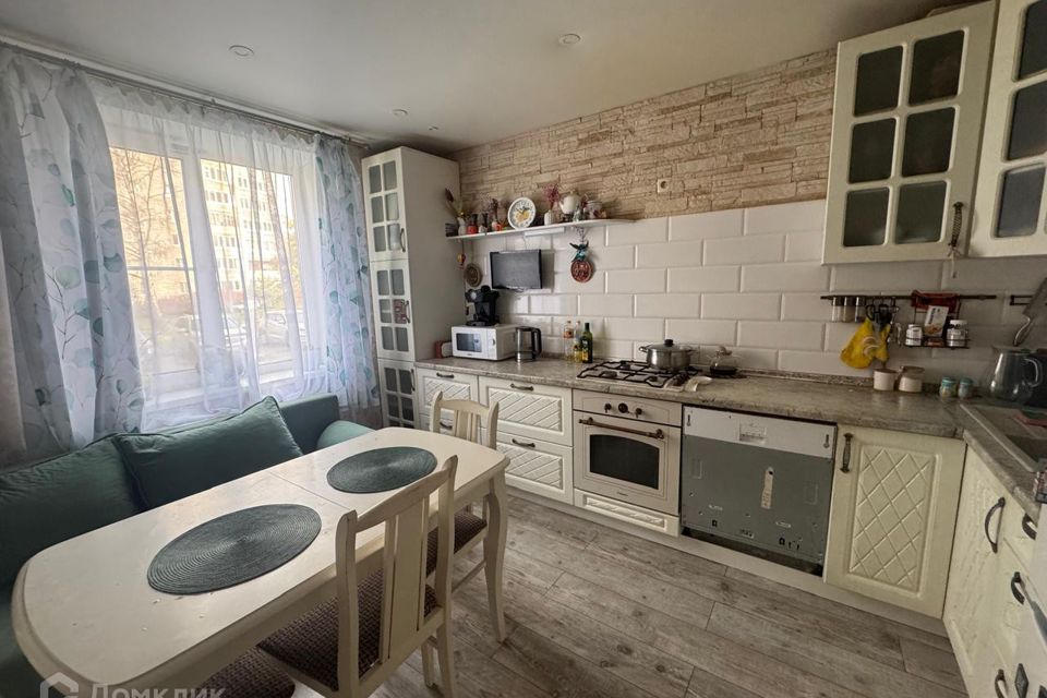 Продаётся 2-комнатная квартира, 57.1 м²