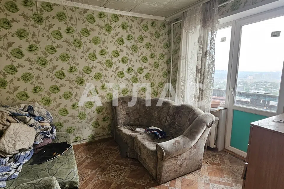 Продаётся 3-комнатная квартира, 70.3 м²