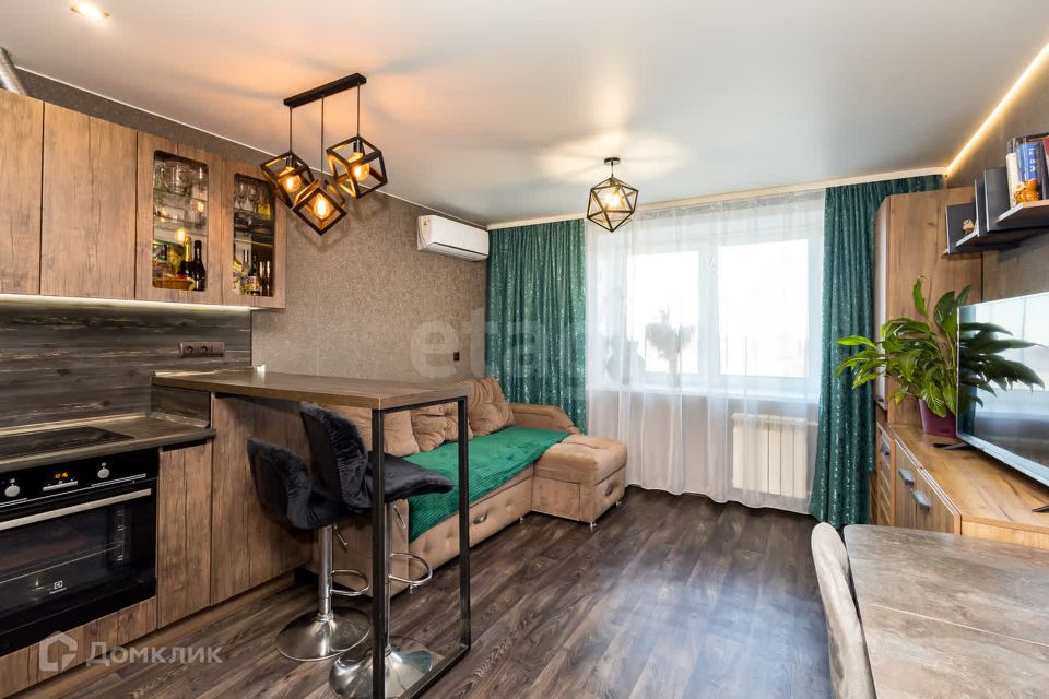 Продаётся 1-комнатная квартира, 41.7 м²