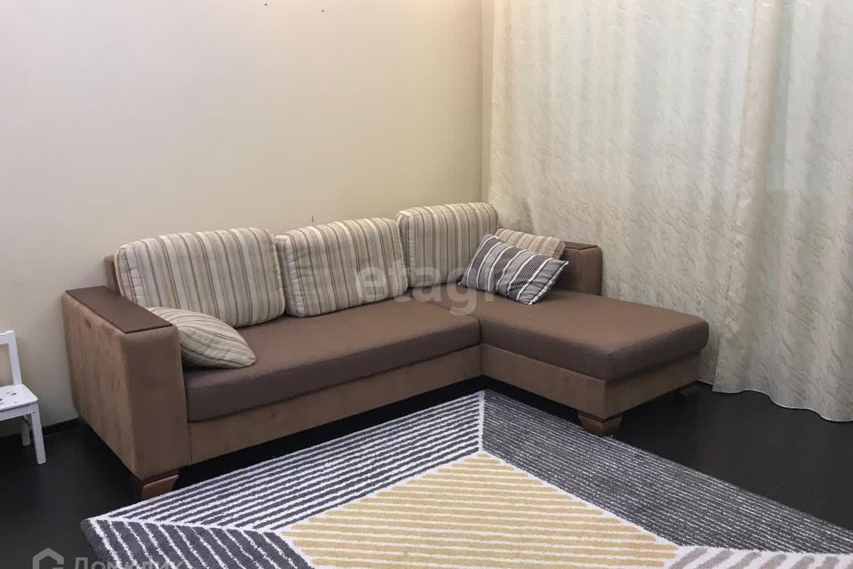 Продаётся 2-комнатная квартира, 59.7 м²