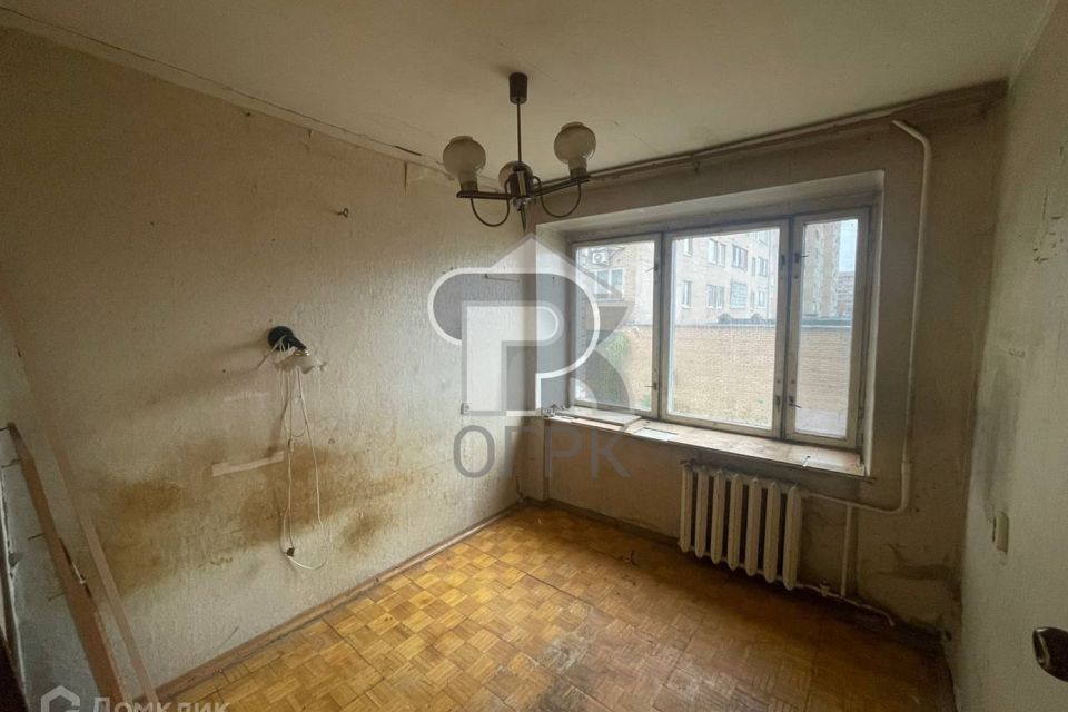 Продаётся 4-комнатная квартира, 73.7 м²