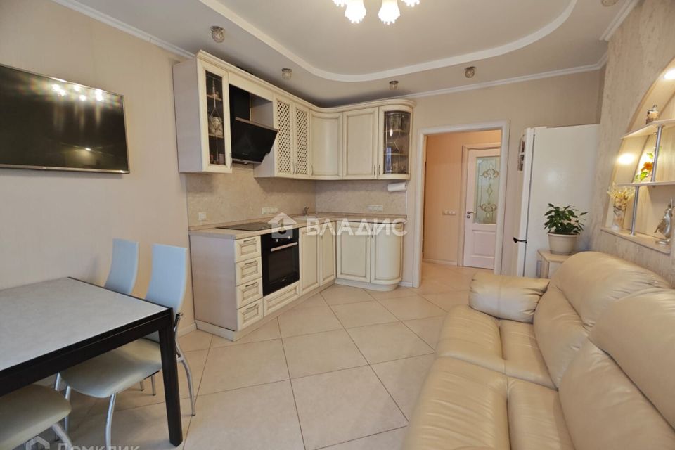 Продаётся 1-комнатная квартира, 44 м²