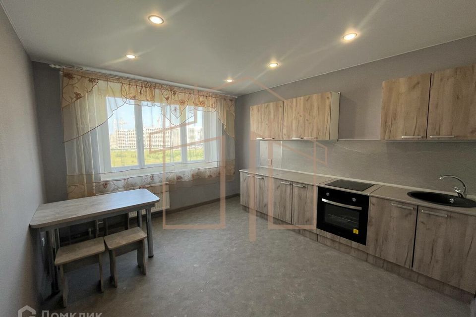 Продаётся 1-комнатная квартира, 39.7 м²