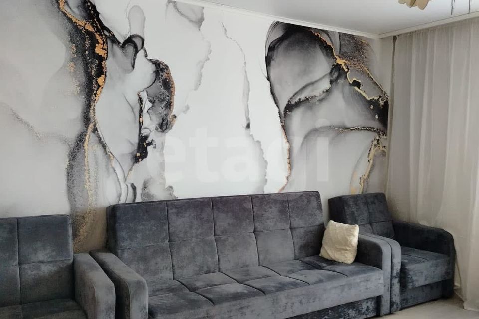 Продаётся 3-комнатная квартира, 63.8 м²