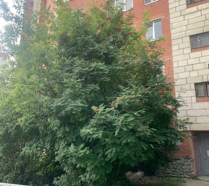 Продаётся 4-комнатная квартира, 73 м²