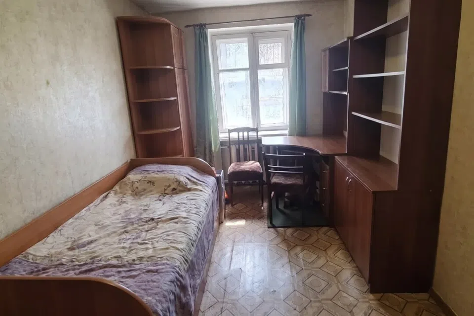 Продаётся 3-комнатная квартира, 56.4 м²