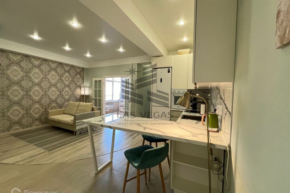 Сдаётся 2-комнатная квартира, 60 м²