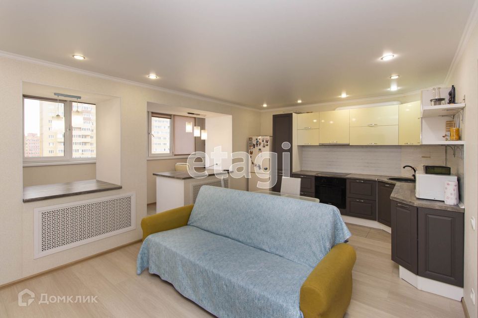 Продаётся 1-комнатная квартира, 49 м²