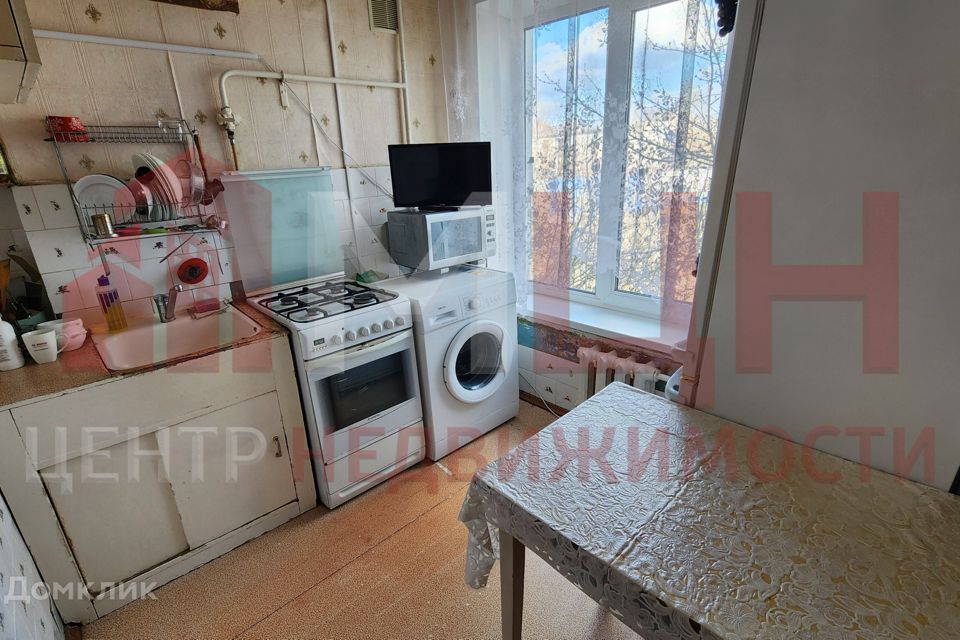 Продаётся 3-комнатная квартира, 56.2 м²