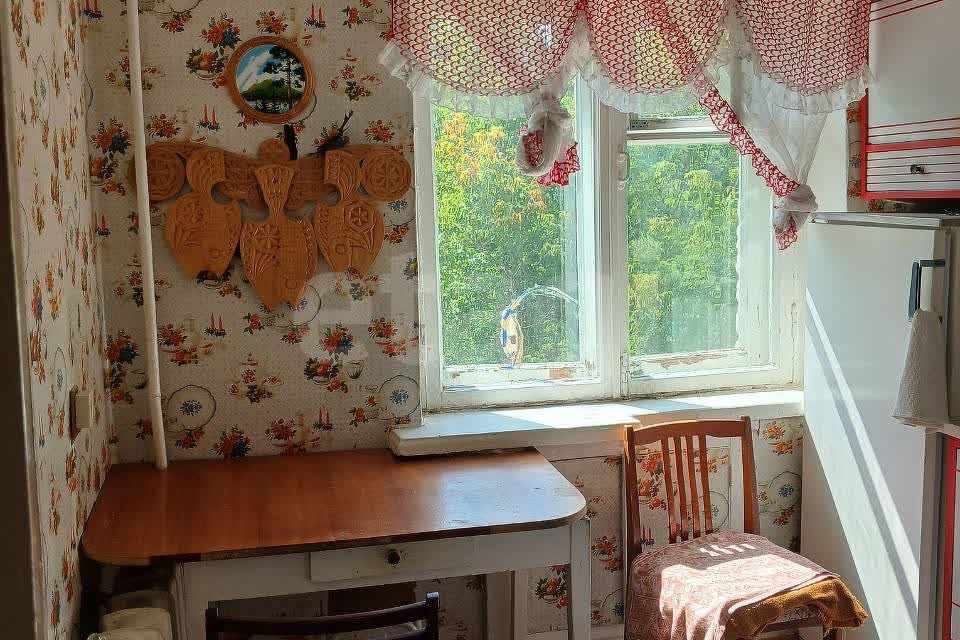 Продаётся 2-комнатная квартира, 40.5 м²