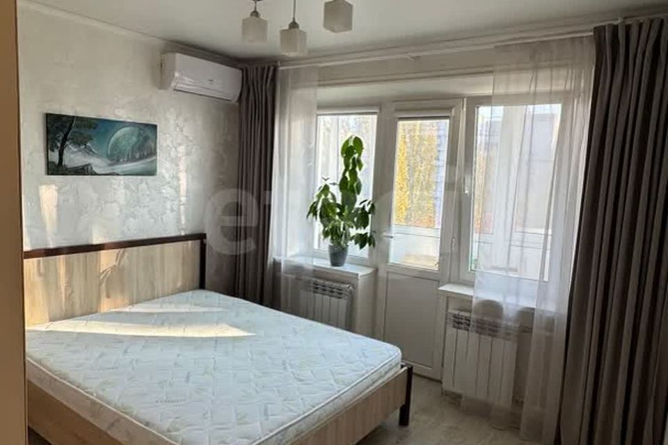 Продаётся 1-комнатная квартира, 37 м²