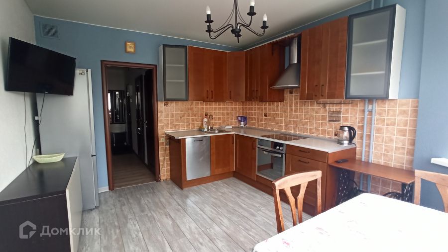 Сдаётся 3-комнатная квартира, 82 м²