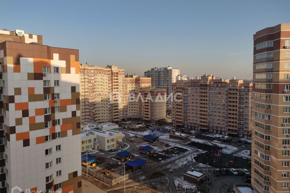Продаётся 2-комнатная квартира, 55.3 м²