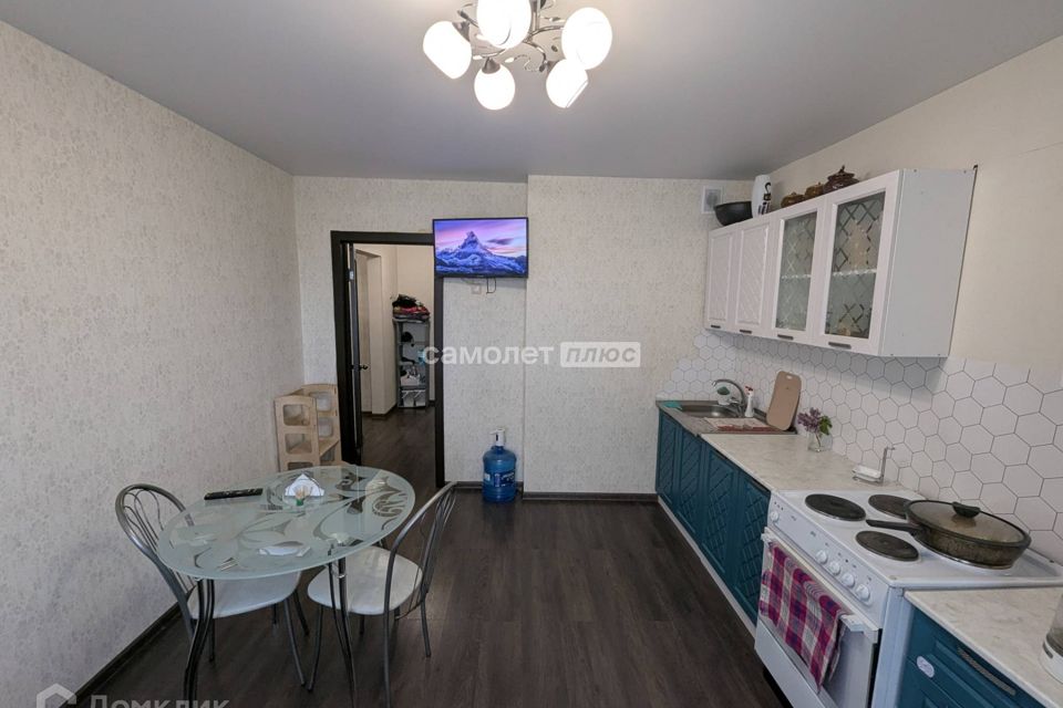 Продаётся 2-комнатная квартира, 65 м²