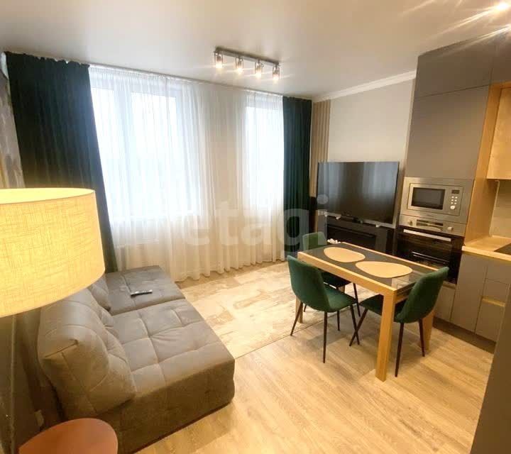 Продаётся 2-комнатная квартира, 67.2 м²