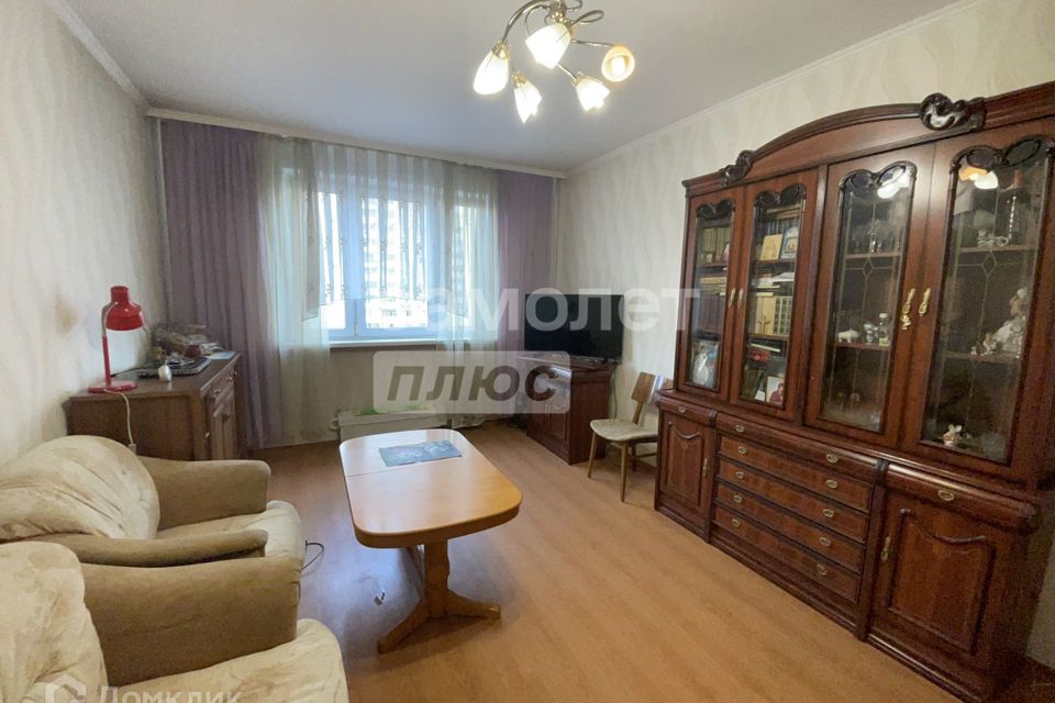 Продаётся 1-комнатная квартира, 38 м²