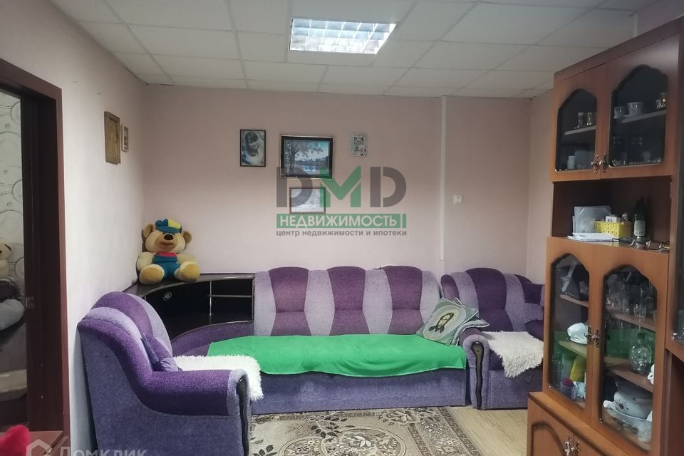 Продаётся 4-комнатная квартира, 61.2 м²