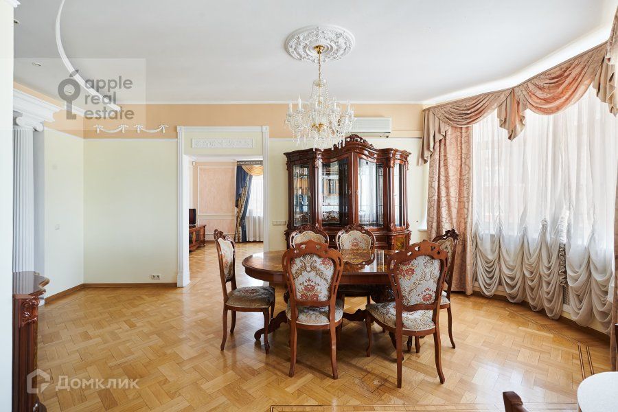 Сдаётся 5-комнатная квартира, 198 м²