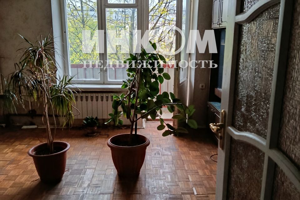 Продаётся 2-комнатная квартира, 57.2 м²