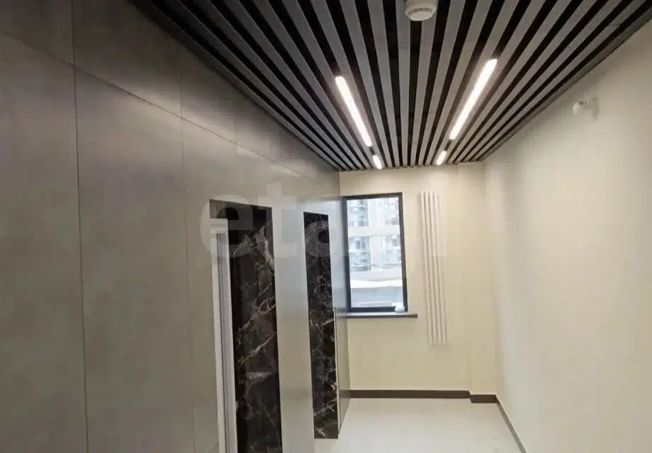 Продаётся 1-комнатная квартира, 52.56 м²