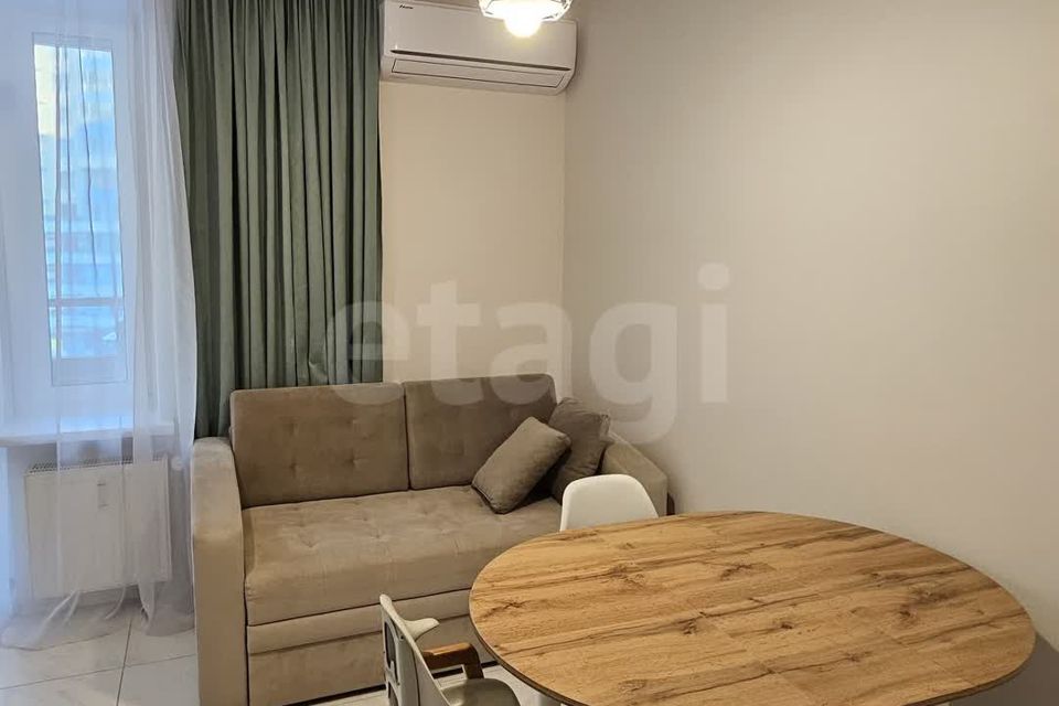 Продаётся 2-комнатная квартира, 67.8 м²