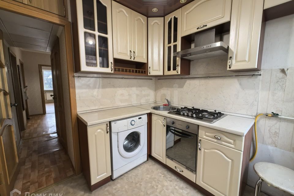 Продаётся 3-комнатная квартира, 61.3 м²