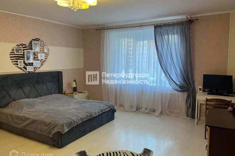 Продаётся 3-комнатная квартира, 112 м²