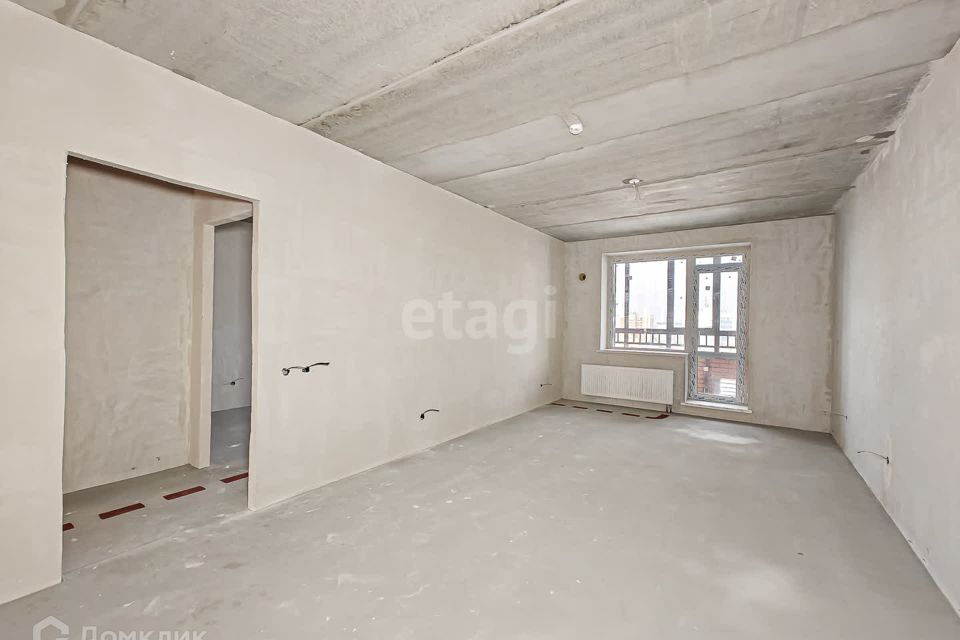 Продаётся 3-комнатная квартира, 82.2 м²