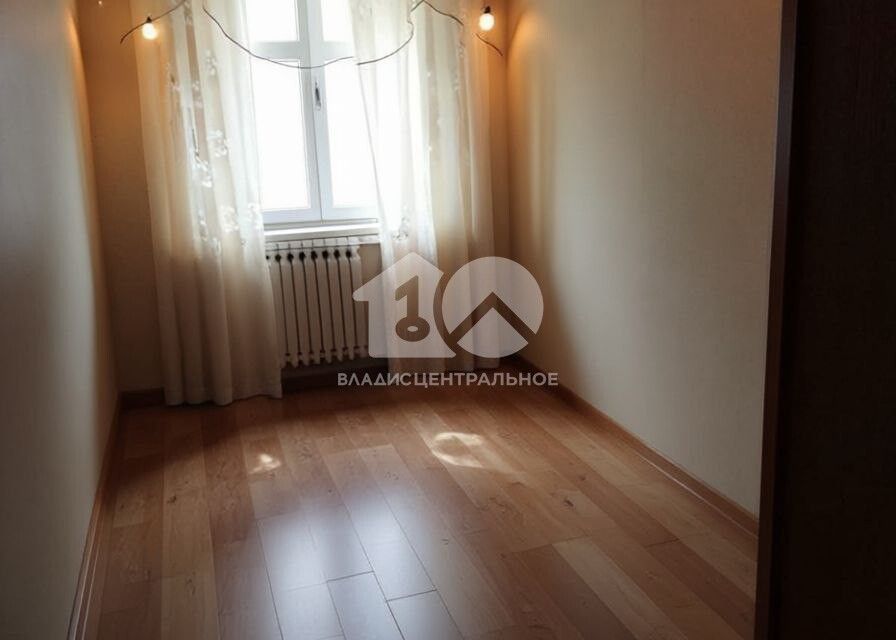 Продаётся 3-комнатная квартира, 52.7 м²