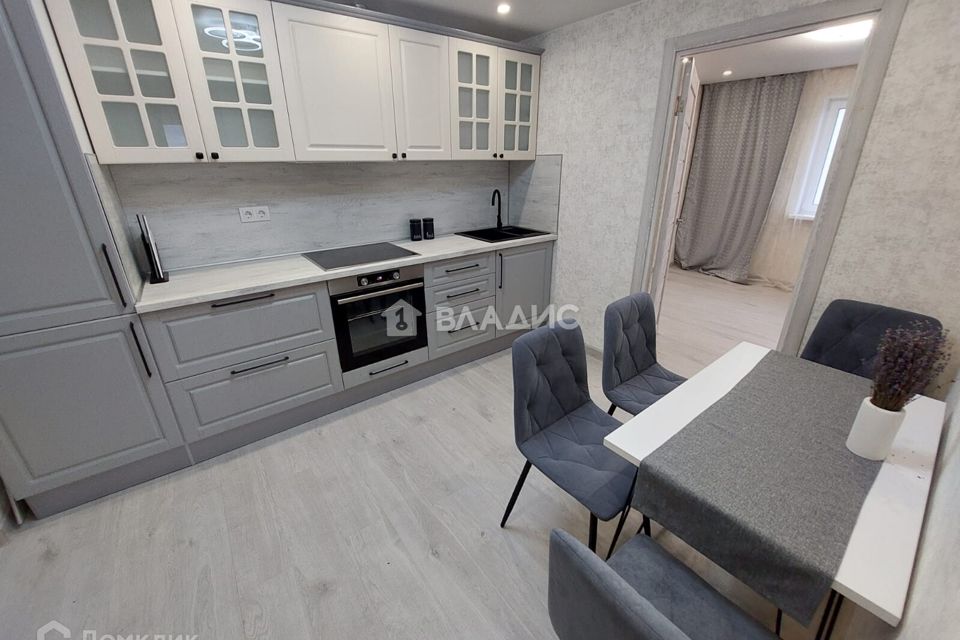 Продаётся 3-комнатная квартира, 65.3 м²