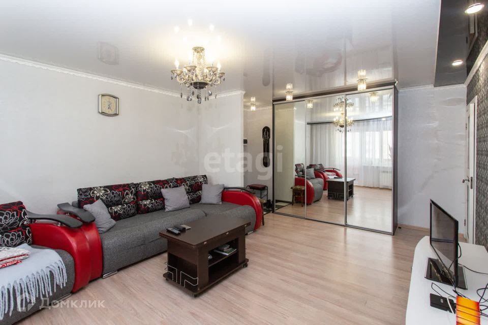 Продаётся 4-комнатная квартира, 80 м²