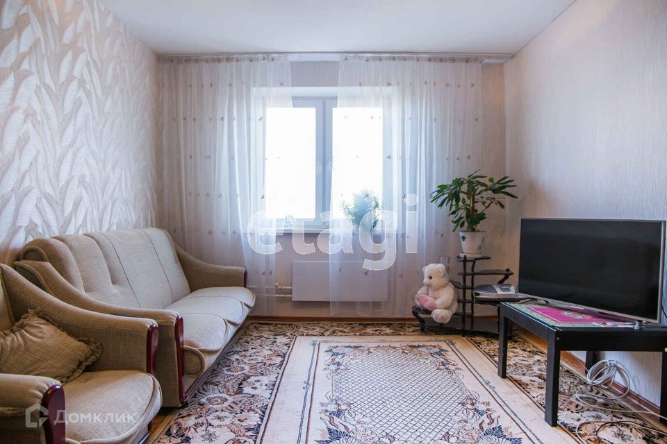 Продаётся 3-комнатная квартира, 82.5 м²