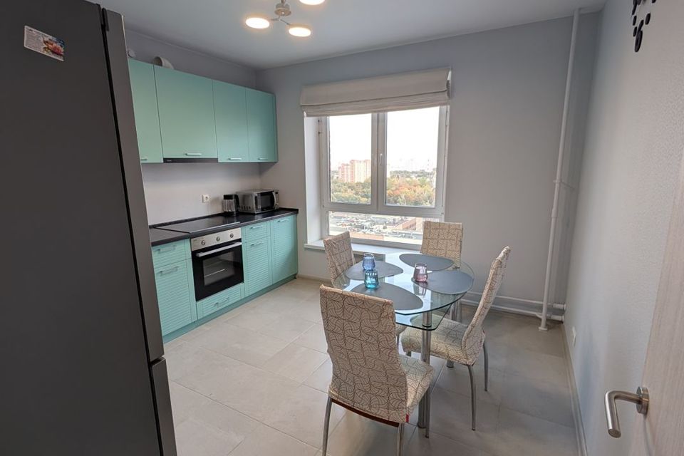 Сдаётся 2-комнатная квартира, 52 м²