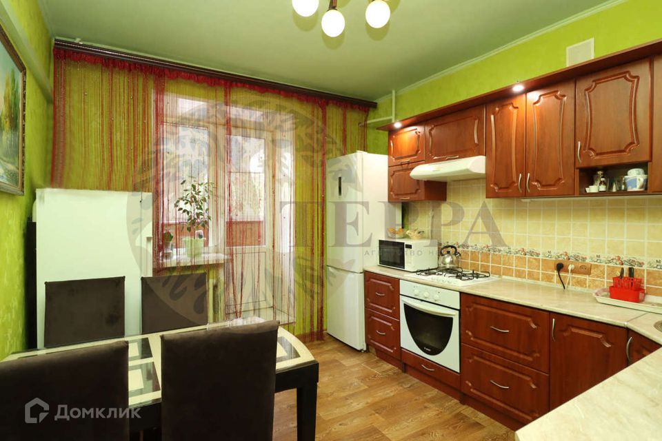 Продаётся 2-комнатная квартира, 63.8 м²
