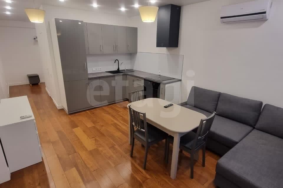 Продаётся 3-комнатная квартира, 52.1 м²