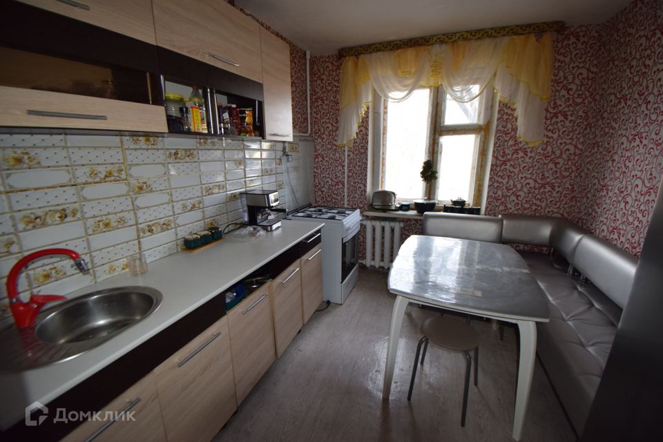 Продаётся 5-комнатная квартира, 101 м²