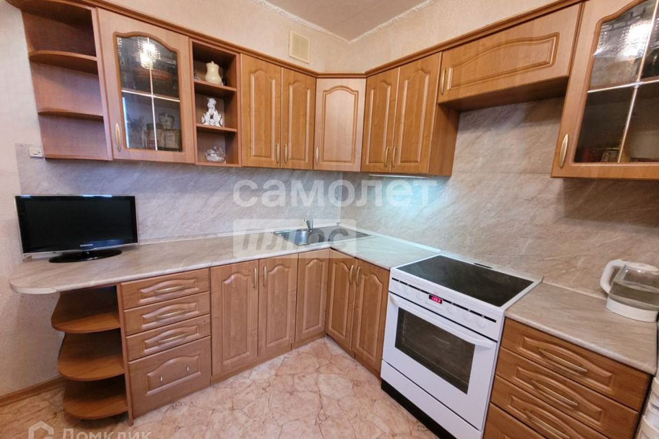 Продаётся 1-комнатная квартира, 38 м²