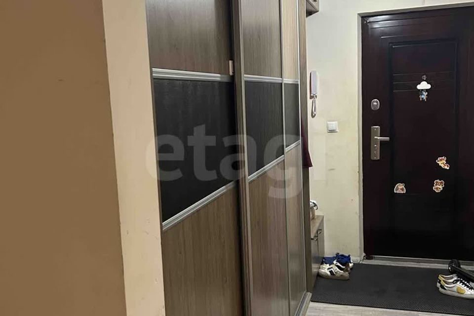 Продаётся 2-комнатная квартира, 61.4 м²